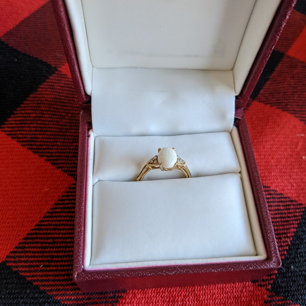 Stunning Authentic Opal Ring - image 3